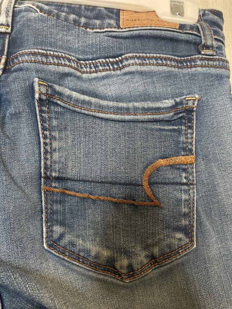 Size 2 American Eagle Jeans