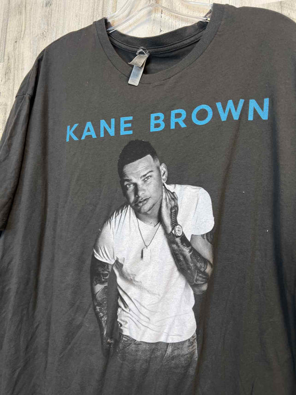 Size XXL Next Level Shirt