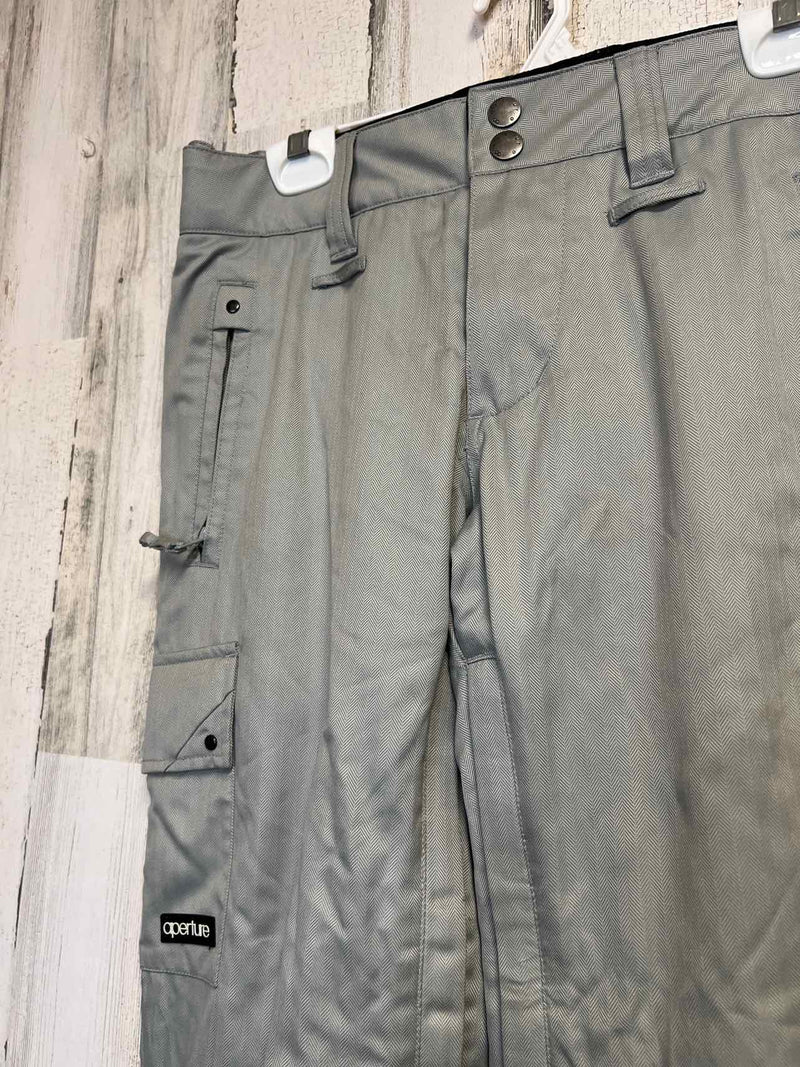 Size S Aperture Snowpants