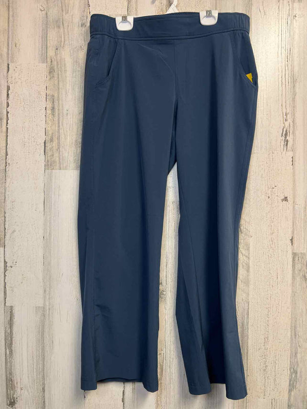 Size M Eddie Bauer Pants
