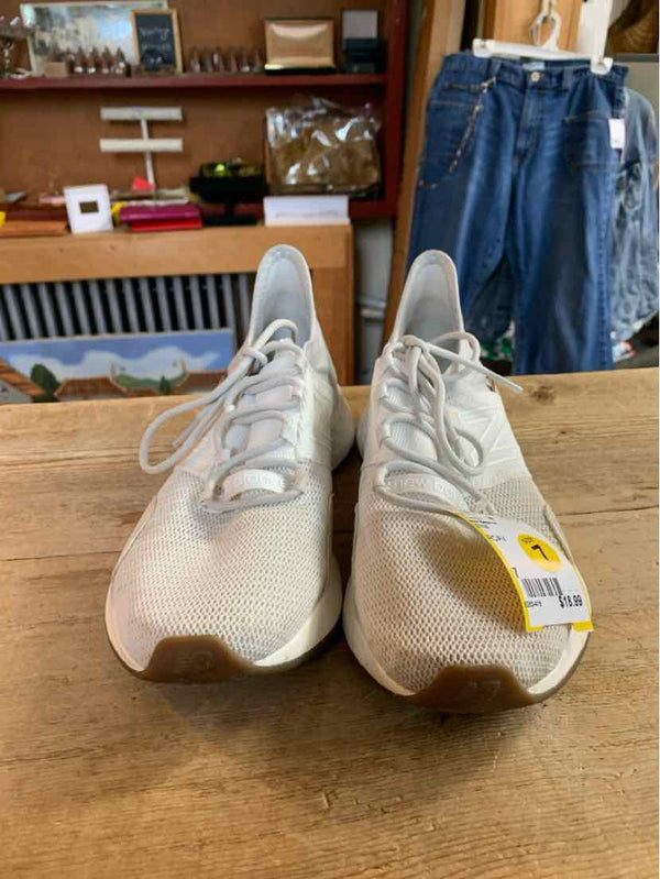 Shoe Size 7 New Balance Sneakers
