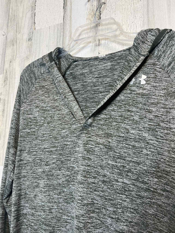 Under Armour Size M Hoodie