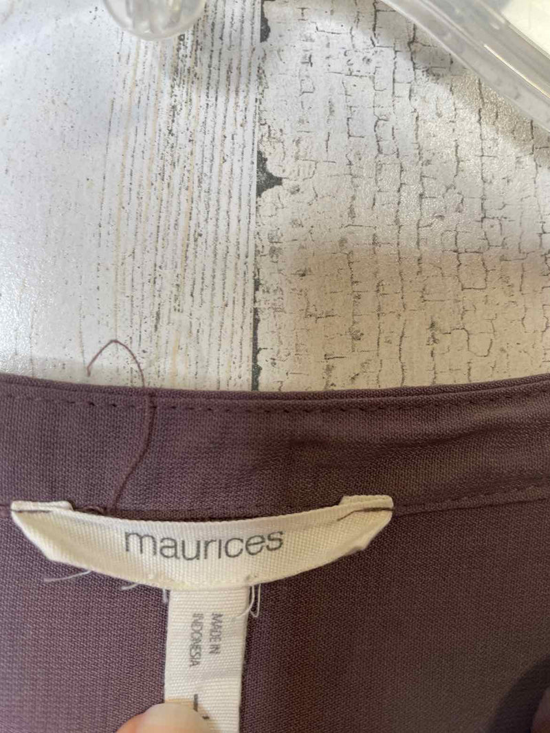 Maurices Size L Shirt