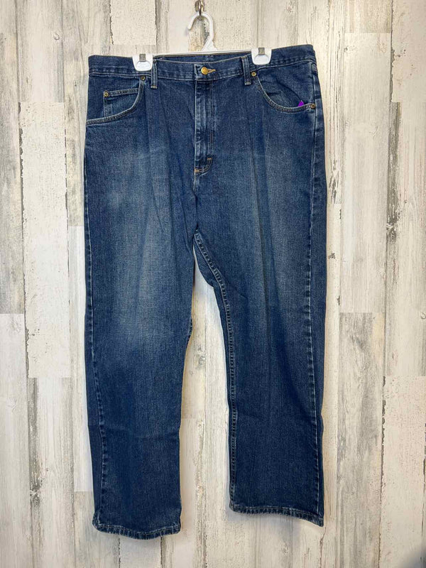 Size 40/30 Wrangler Jeans