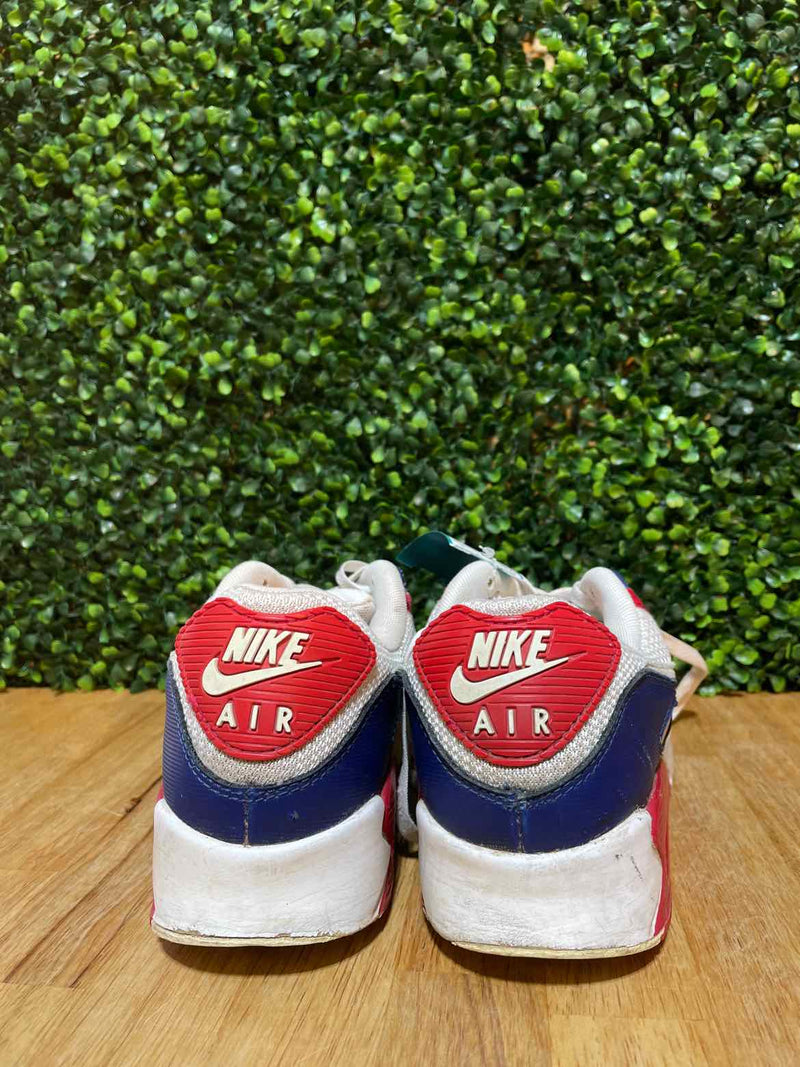 Shoe Size 9.5 Nike Sneakers