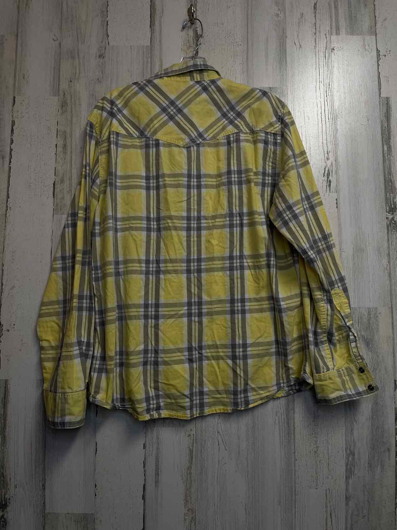 Size L Urban Pipeline Shirt