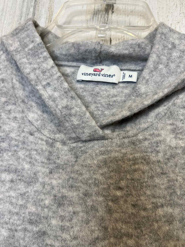 Vineyard Vines Size M Hoodie