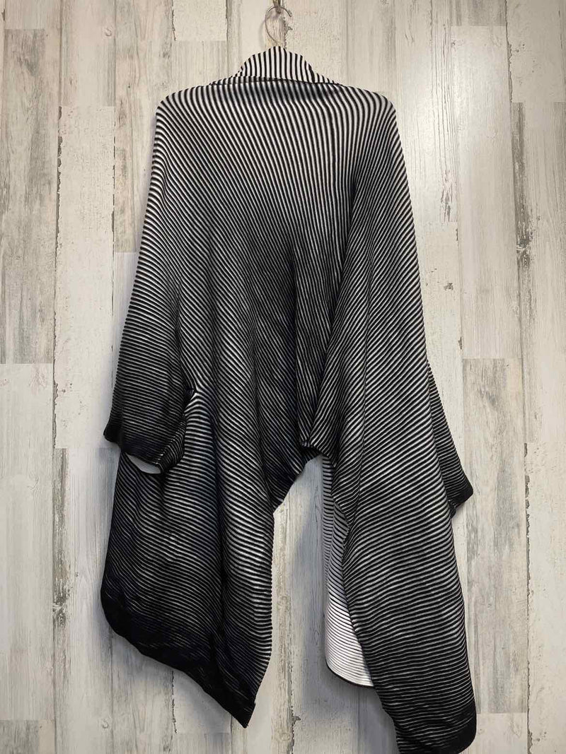 Size 2X/3X Marla Wynne Cardigan