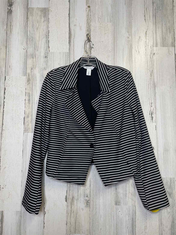 Size 6 White House Black Market Blazer