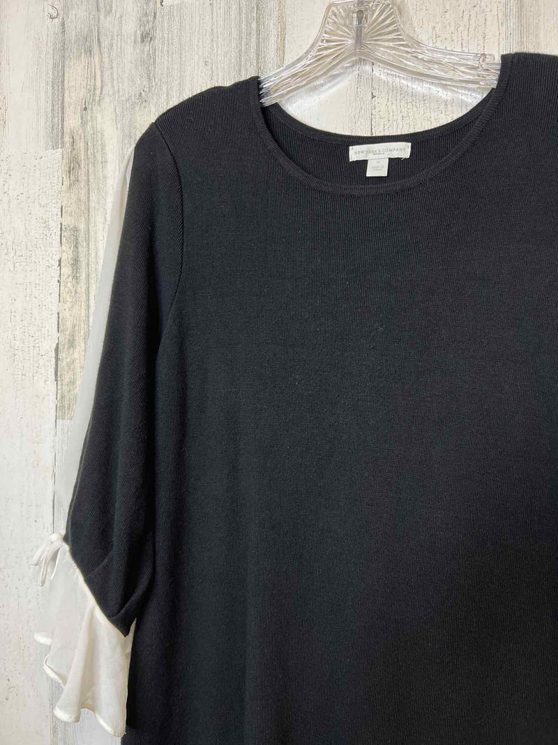 Size M New York & Company Dress