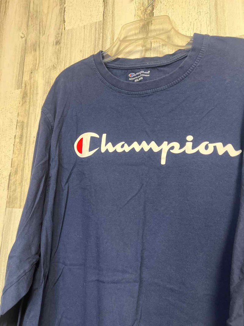 Size XXL Champion Shirt