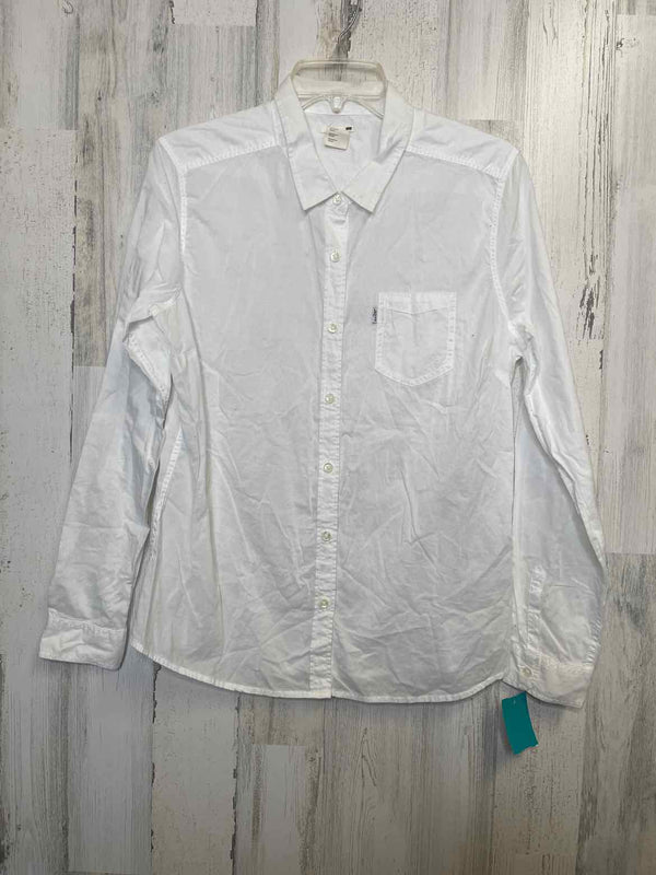 Levi Strauss & Co. Size L Shirt