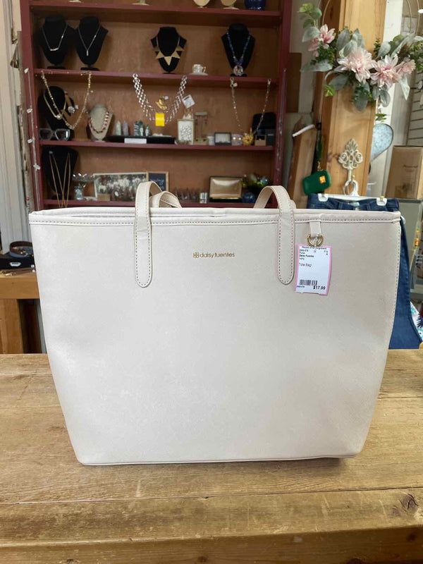 Daisy Fuentes Purse