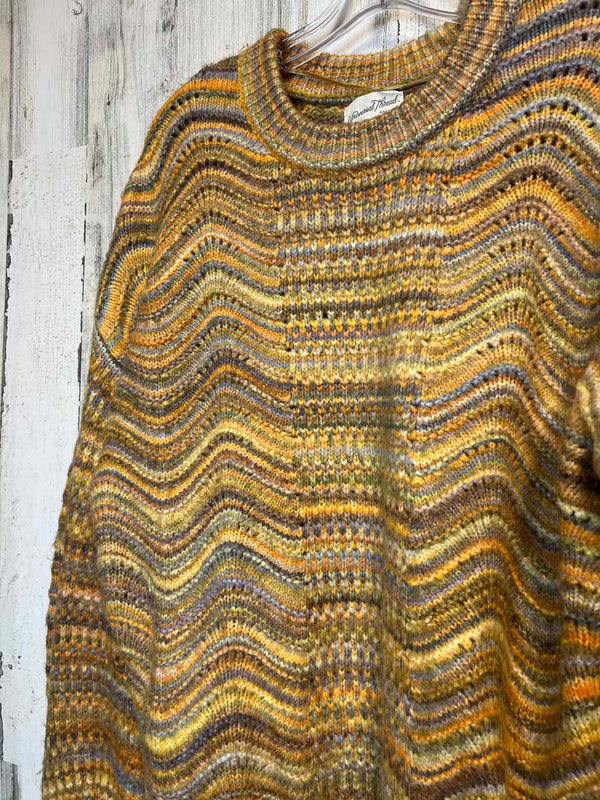 Universal Thread Size XXL Sweater