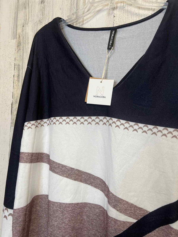 Noracora Size 3X Shirt