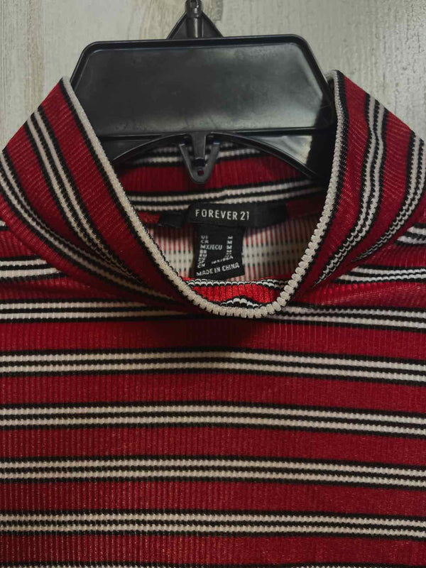 Forever 21 Size M Shirt