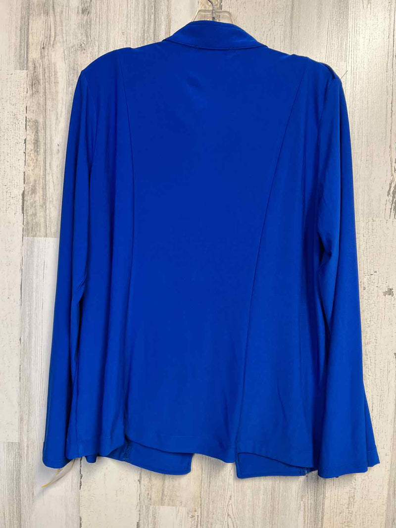 Boutique Size L Shirt