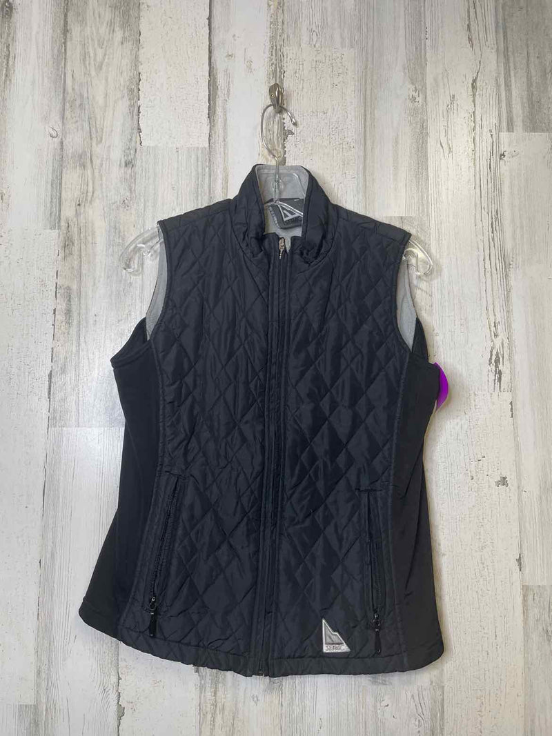 Boutique Size M Vest