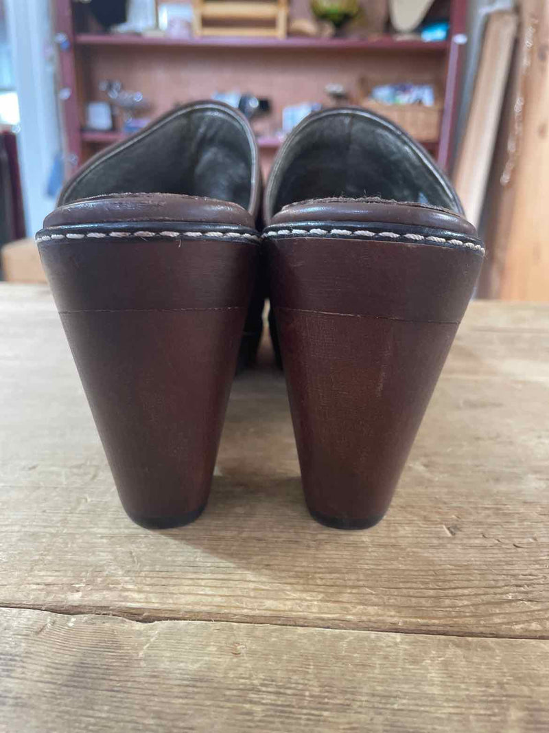 Shoe Size 10 Banana Republic Shoes
