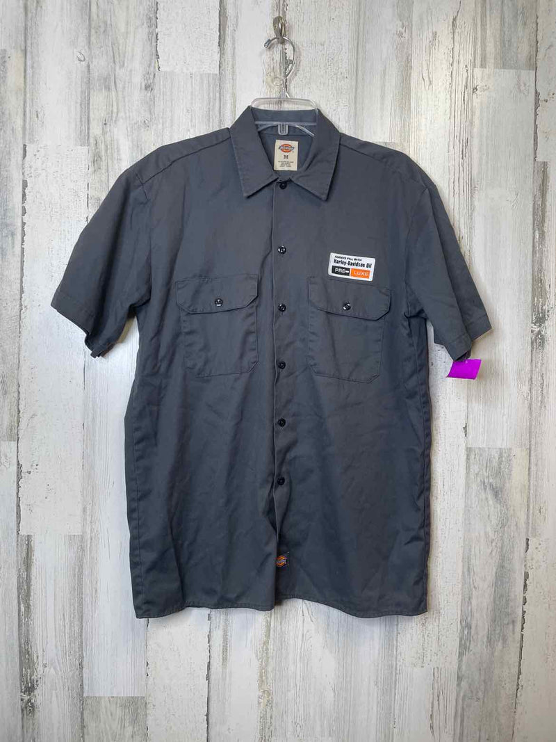 Size M Dickies Shirt