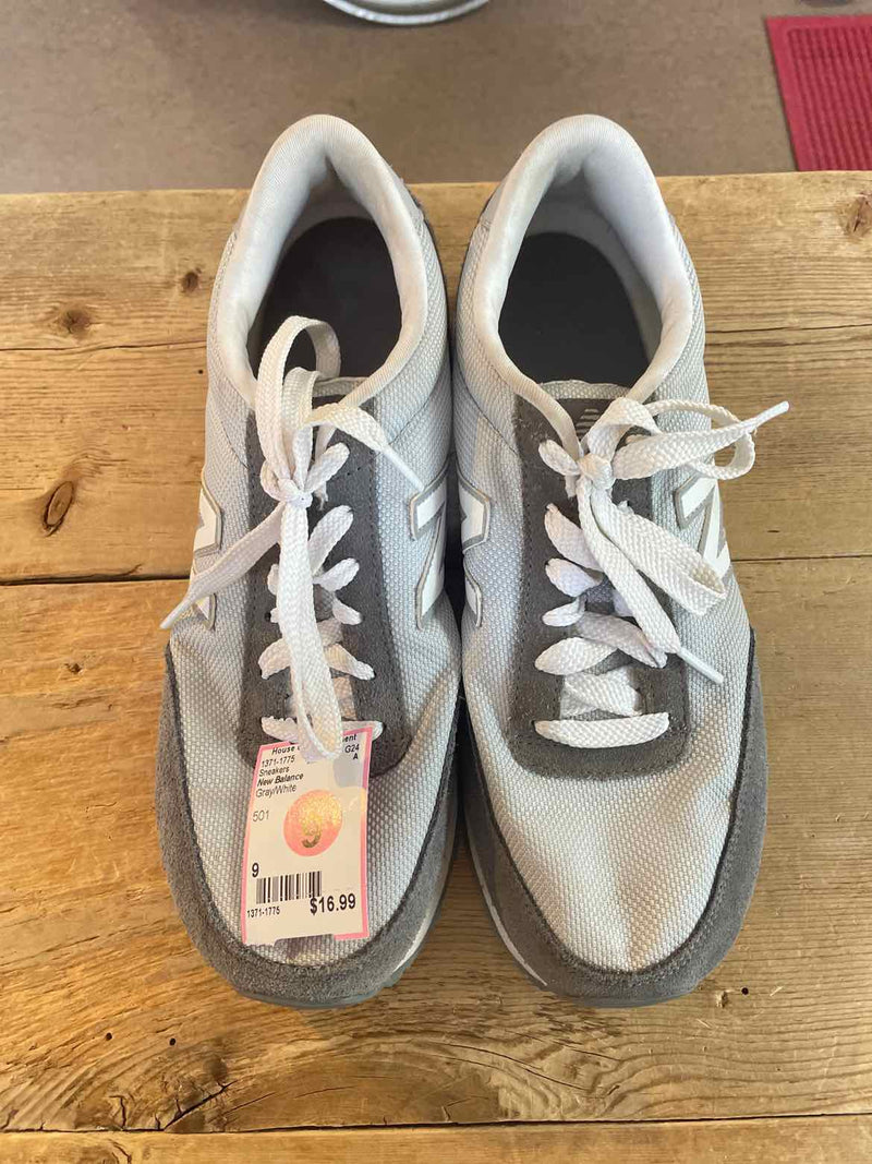 Shoe Size 9 New Balance Sneakers