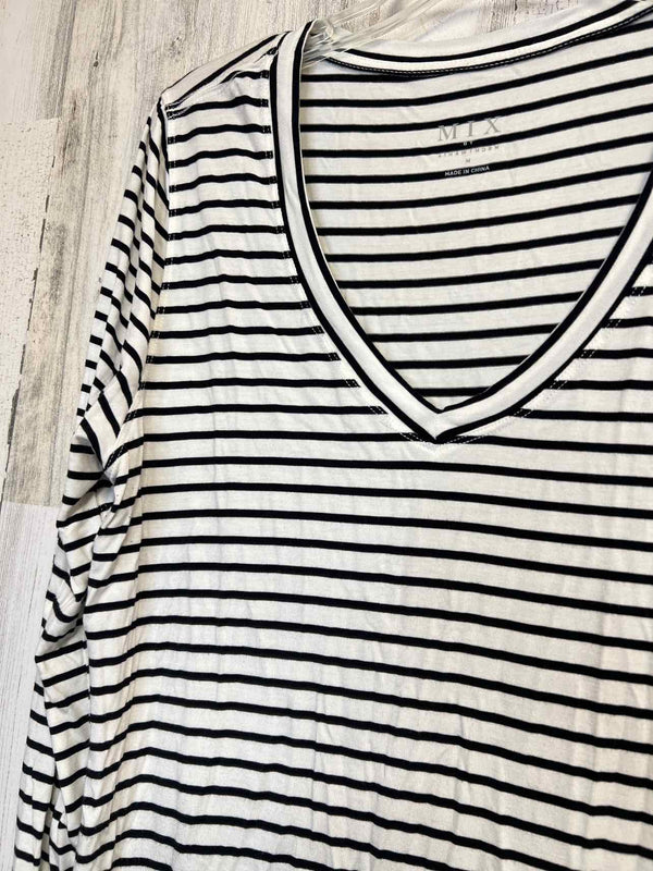 41 Hawthorn Size M Shirt