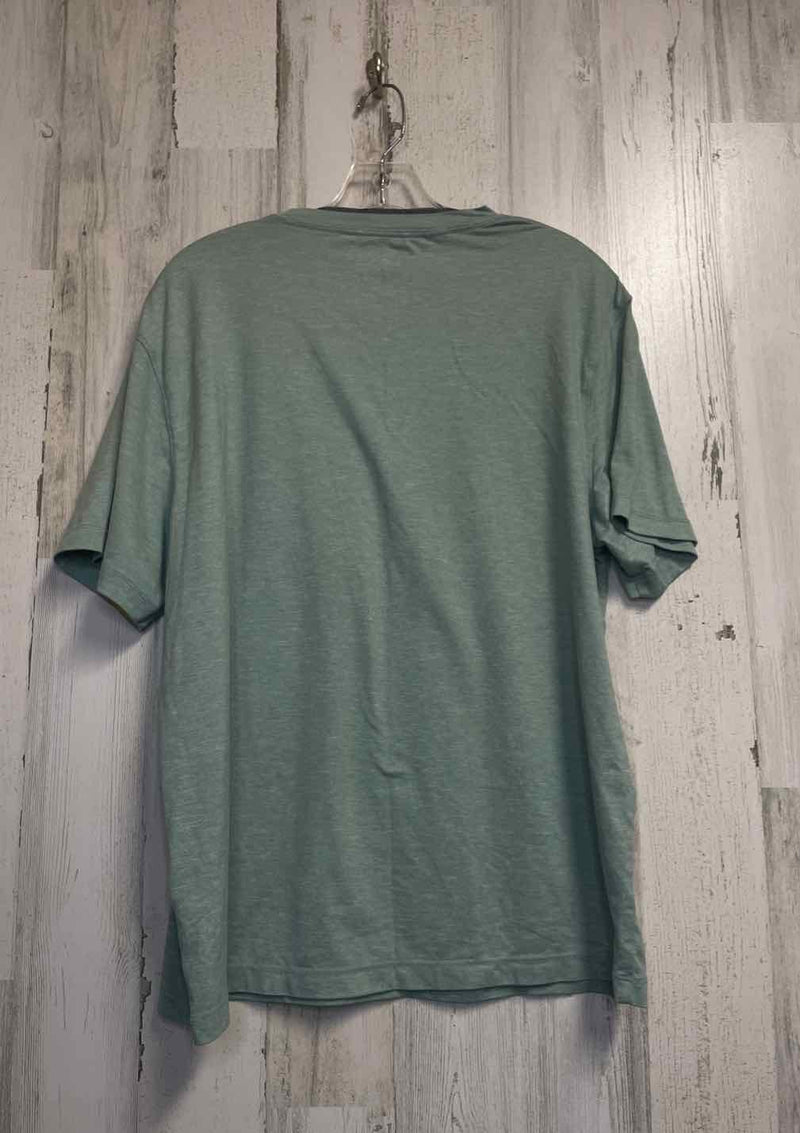 Size M American Eagle Shirt