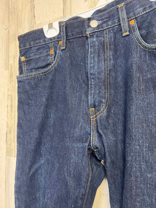 Size 36/32 Levi Strauss & Co. Jeans