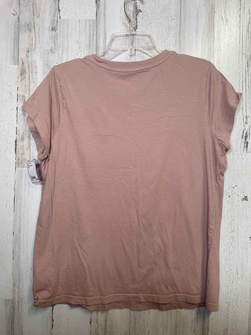 Universal Thread Size XL Shirt