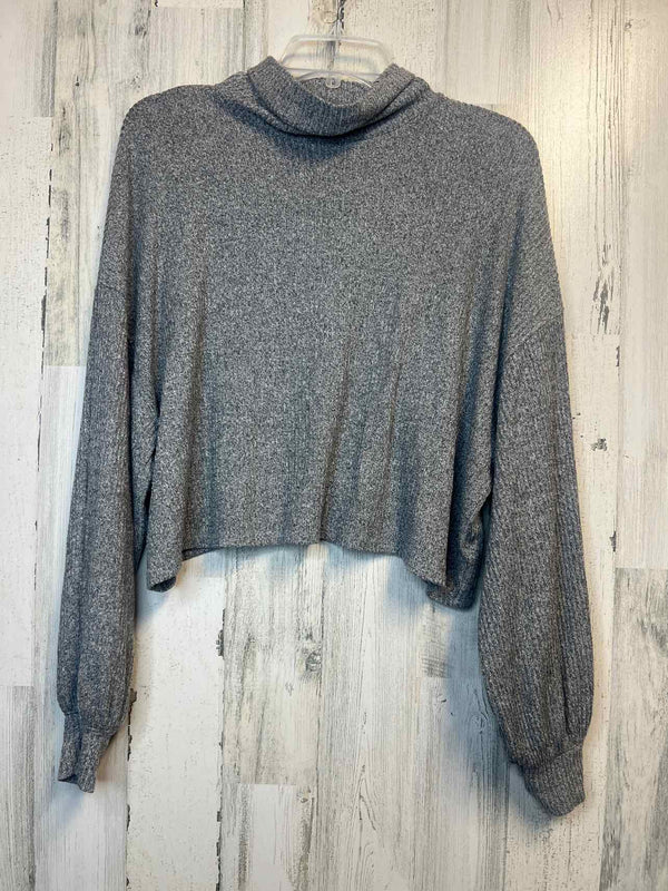 Hollister Size M Shirt