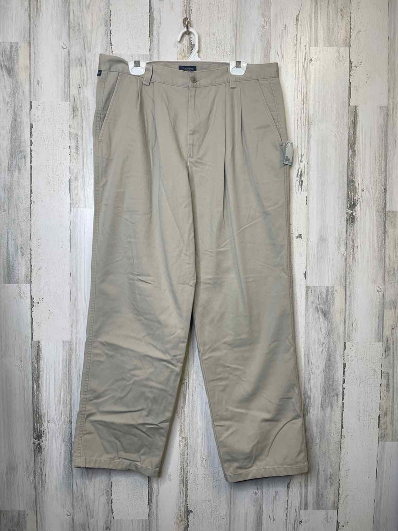 Size 36/32 Dockers Pants