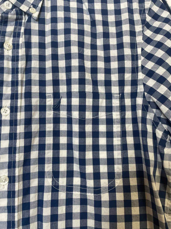 Size M Nautica Shirt