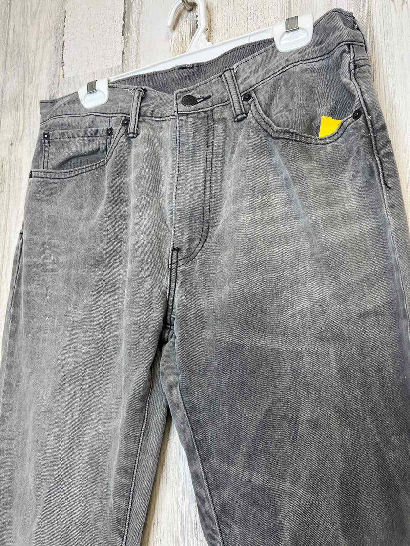 Size 34/32 Levi Strauss & Co. Jeans