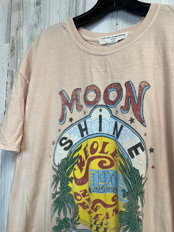 Urban Outfitters Size One Size Shirt