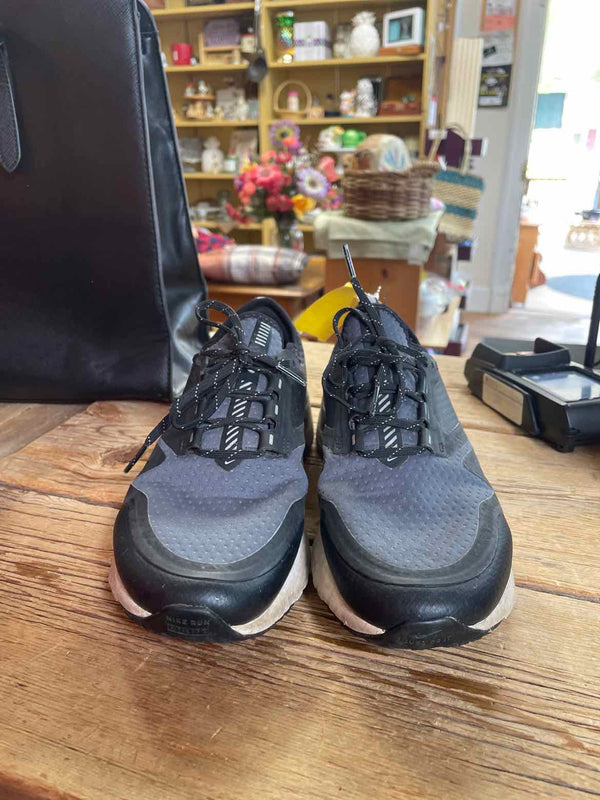 Shoe Size 8.5 Nike Sneakers