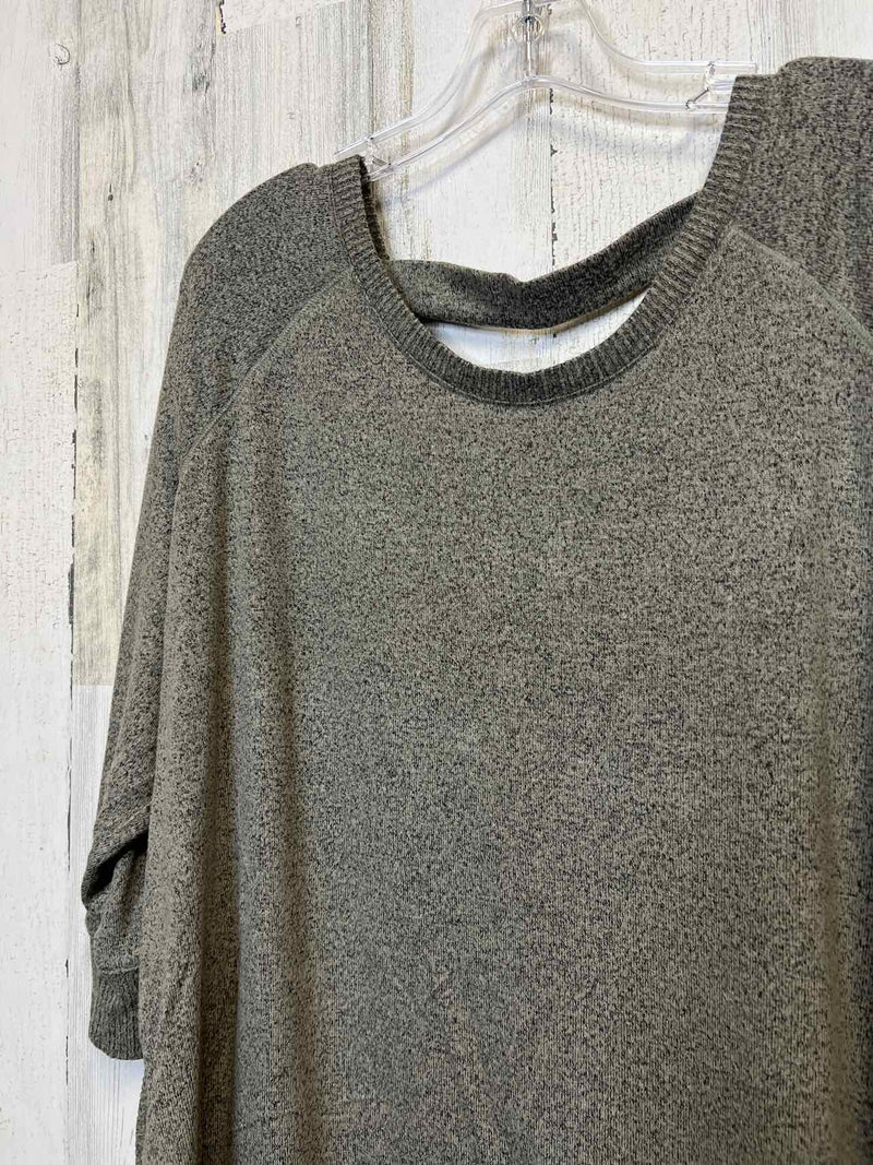 Maurices Size 2X Shirt
