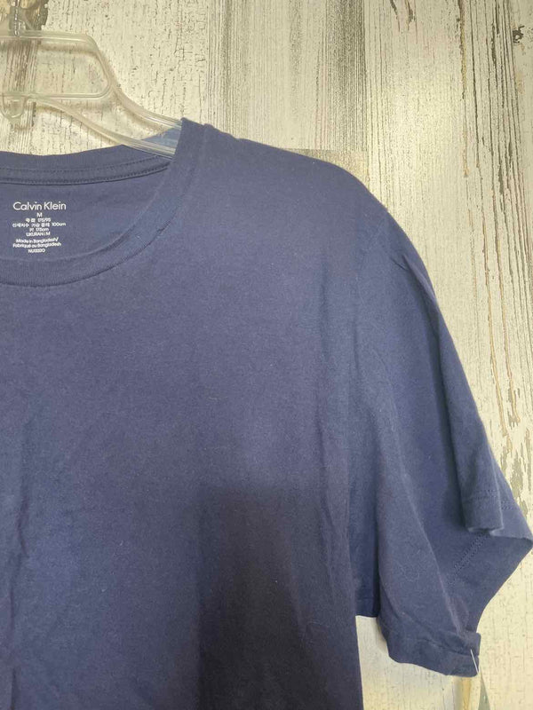 Calvin Klein Size M Shirt