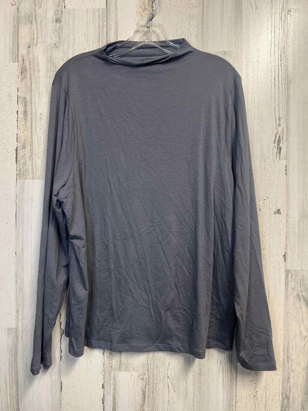 Old Navy Size XXL Shirt