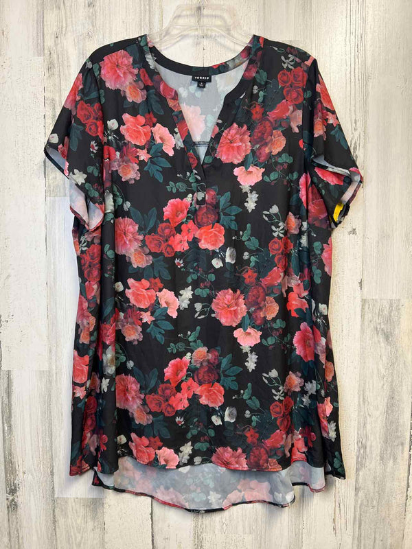 Torrid Size 2X Shirt