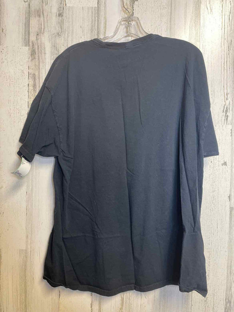 Size 2XL Boutique Shirt