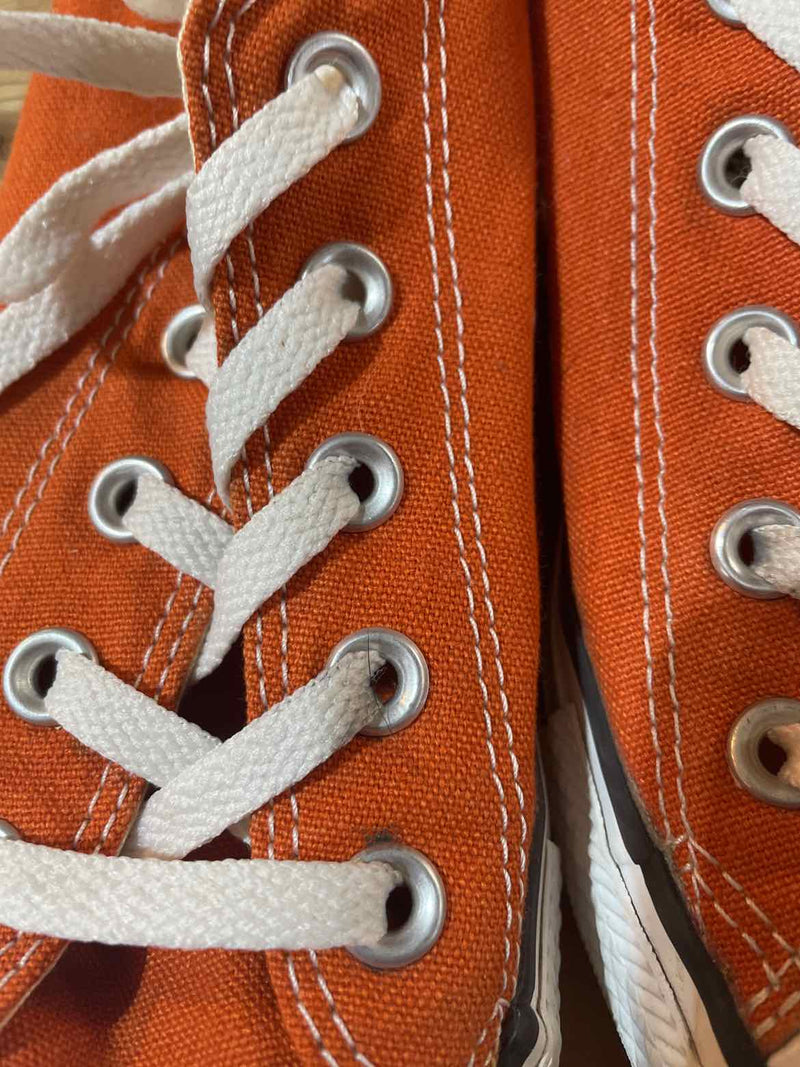 Shoe Size 6 Converse Sneakers