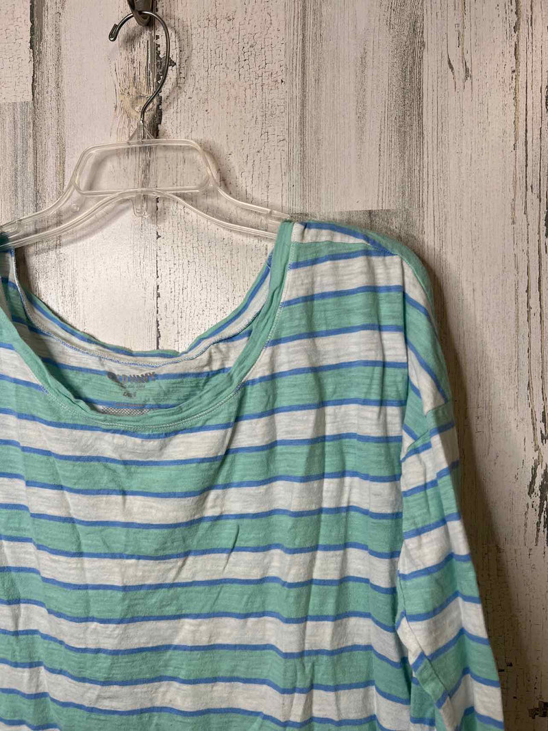 Old Navy Size L Shirt