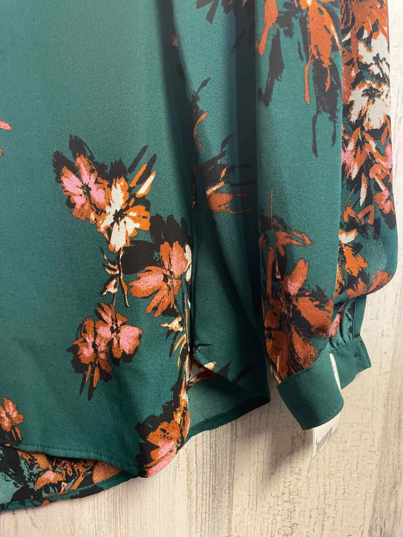 Maurices Size L Shirt