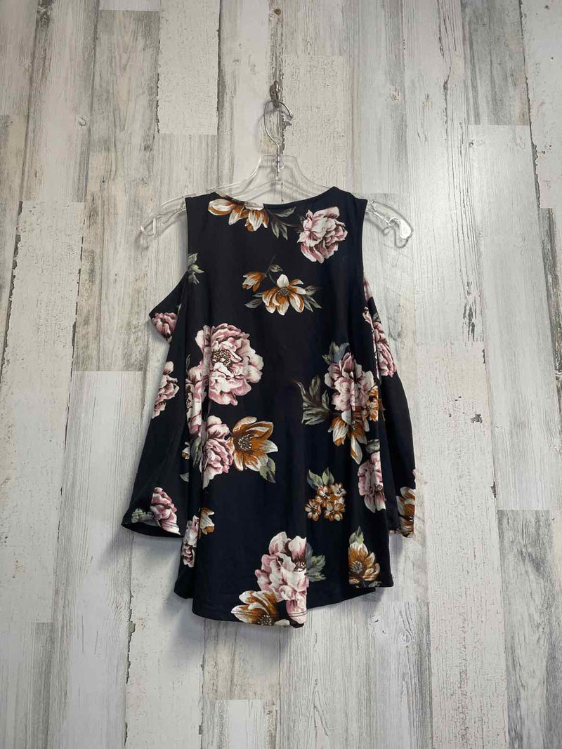 Boutique Size S Shirt