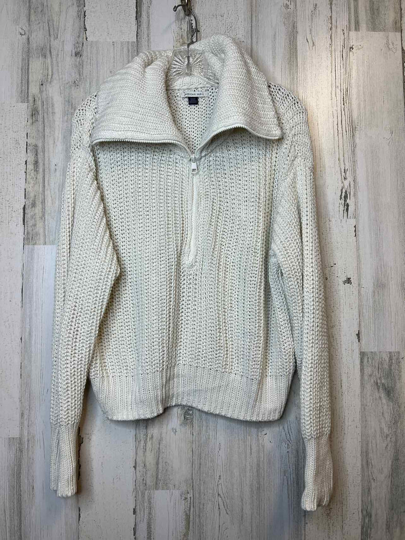 American Eagle Size M Sweater