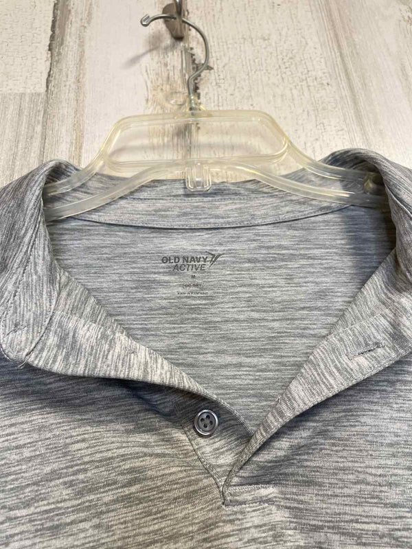 Size M Old Navy Shirt