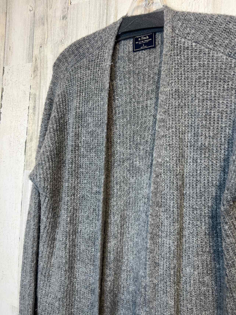 Size L Abercrombie & Fitch Cardigan