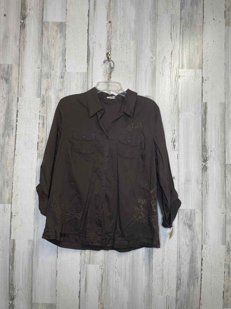 Old Navy Size L Shirt