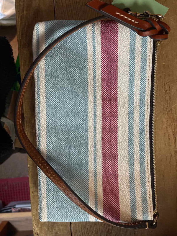 Dooney & Bourke Purse