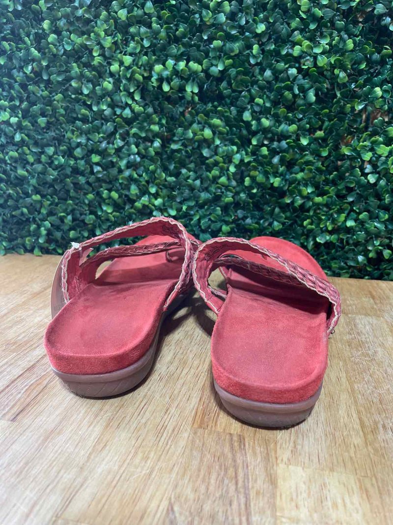 Shoe Size 9 Bare Traps Sandals